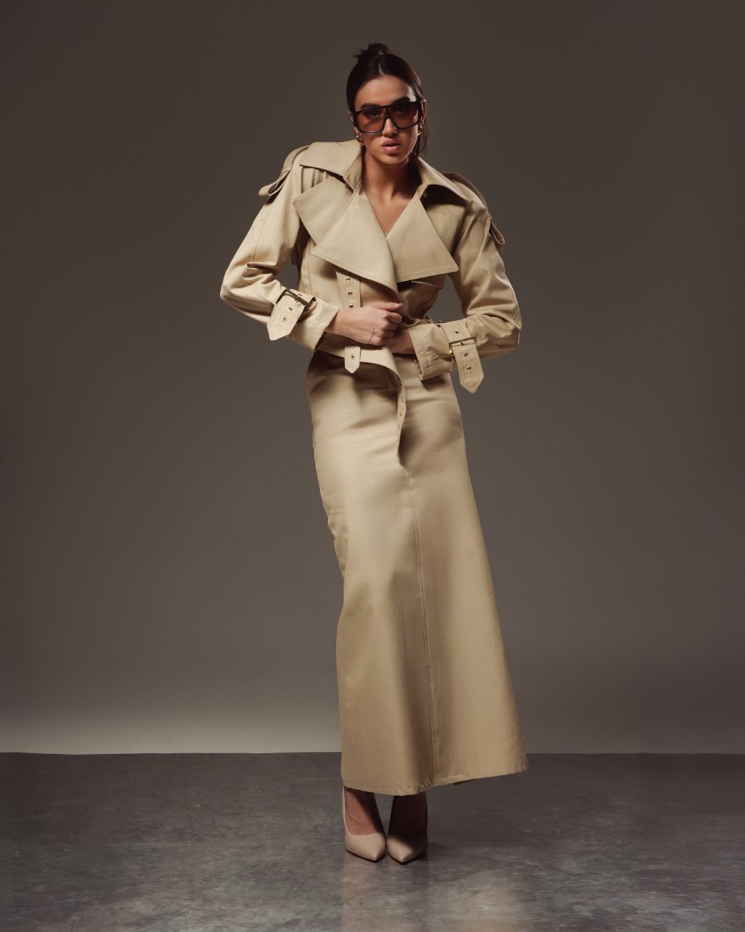 Cropped Trench – Beige Edition